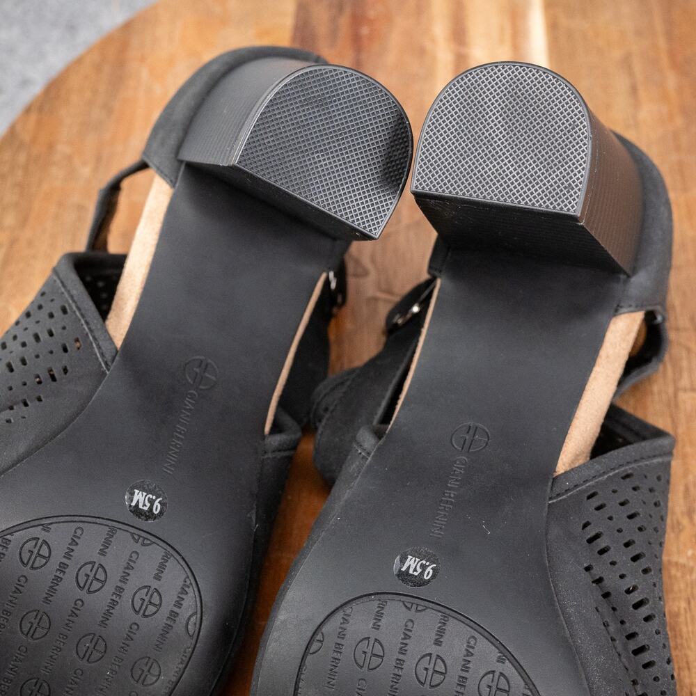 Giani Bernini Jaccee‎ Memory-Foam Perforated Shooties Heeled SZ 9.5 Black - Picture 6 of 6